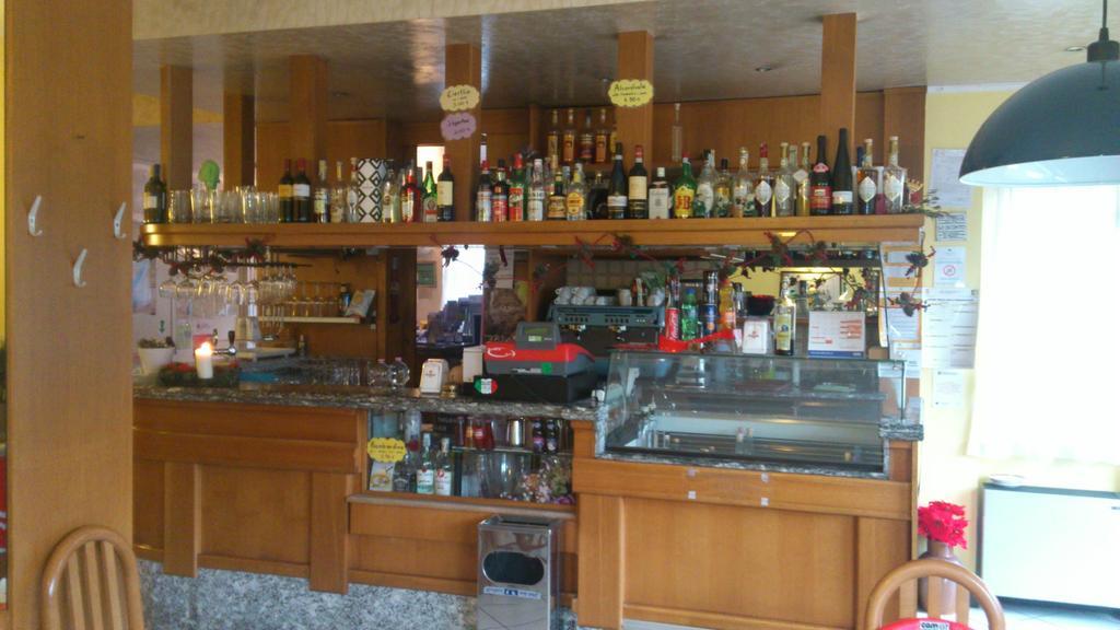 Hotel Toresela Bike Am Gardasee Torbole Sul Garda Zewnętrze zdjęcie