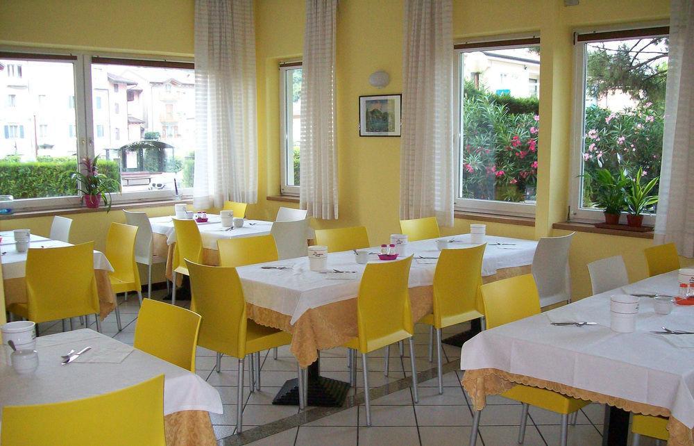 Hotel Toresela Bike Am Gardasee Torbole Sul Garda Zewnętrze zdjęcie