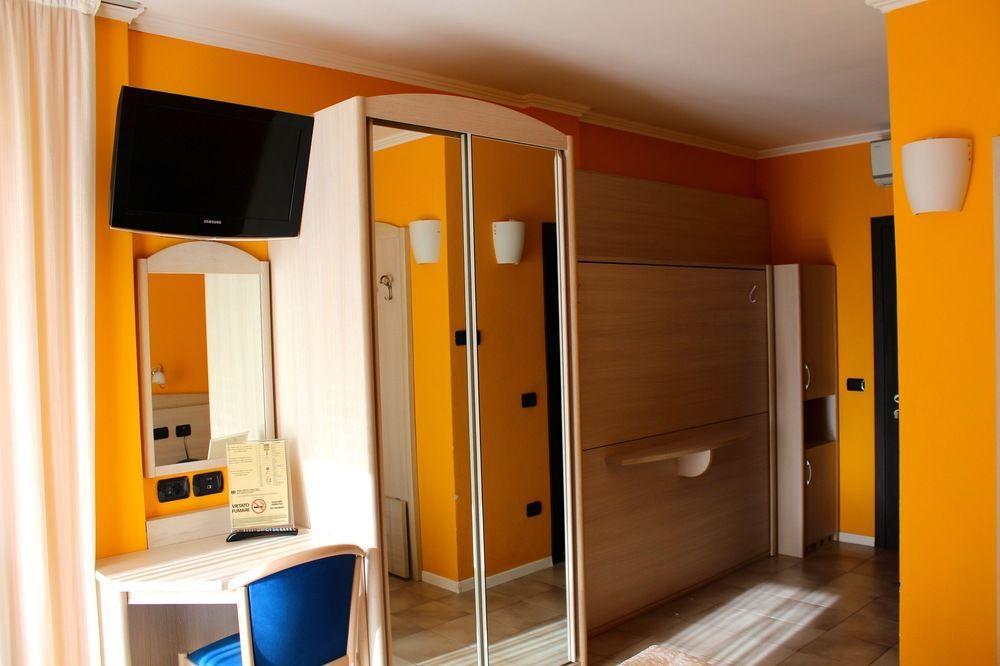 Hotel Toresela Bike Am Gardasee Torbole Sul Garda Zewnętrze zdjęcie